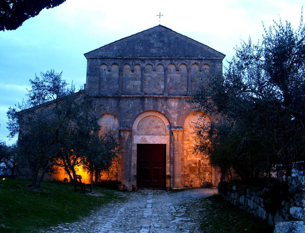 Agriturismo La Roverella Monteroni dʼArbia Exterior foto